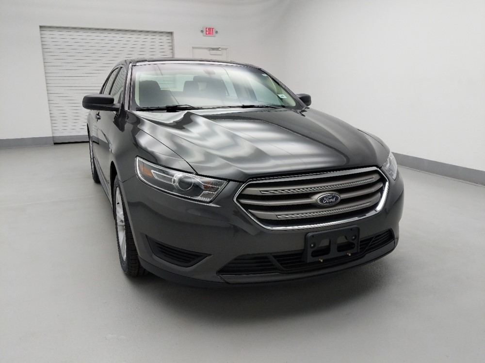 2017 Ford Taurus - Passenger Front Hood