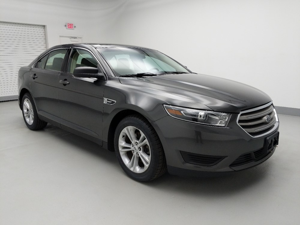 2017 Ford Taurus - Passenger Front Bumper