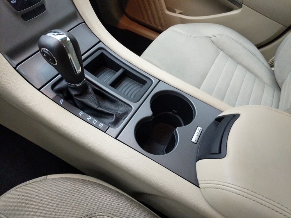 2015 Ford Taurus - Center Console/Cup Holders