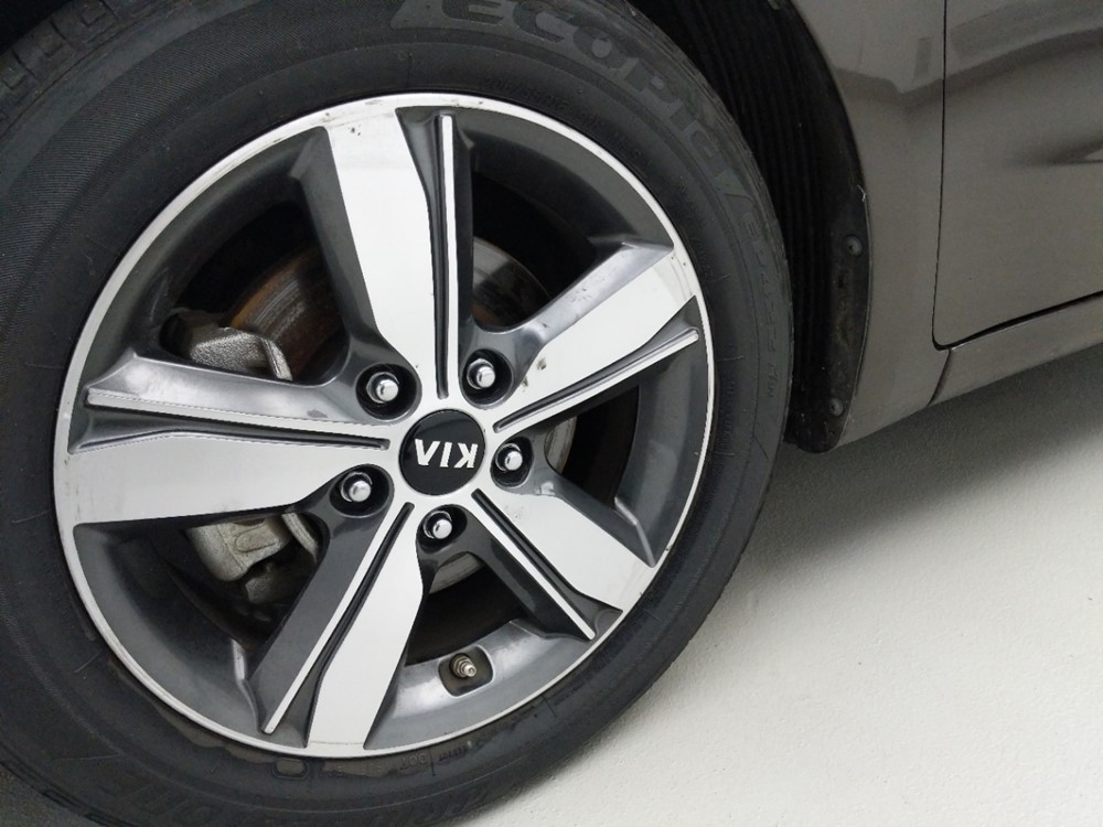 2018 Kia Forte - Wheel