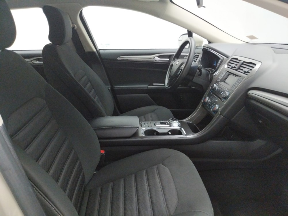 2017 Ford Fusion - Passenger Front Seat