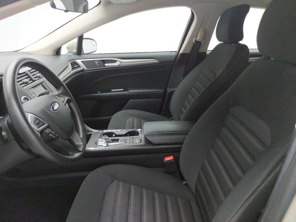 2017 Ford Fusion - Driver Front Seat