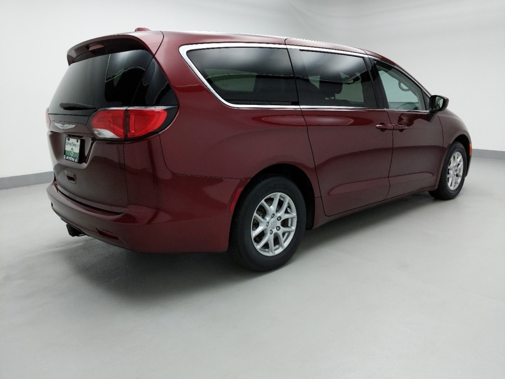 2017 Chrysler Pacifica - Passenger Rear Bumper
