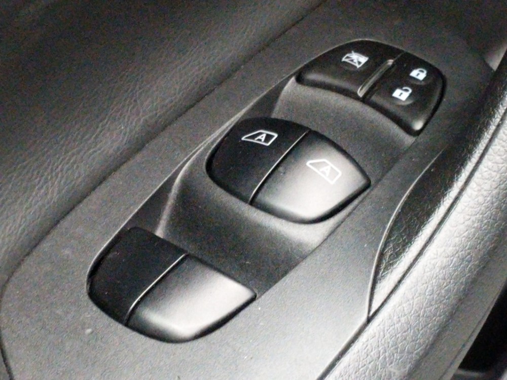 2018 Nissan Altima - Driver Power Windows/Lock Control