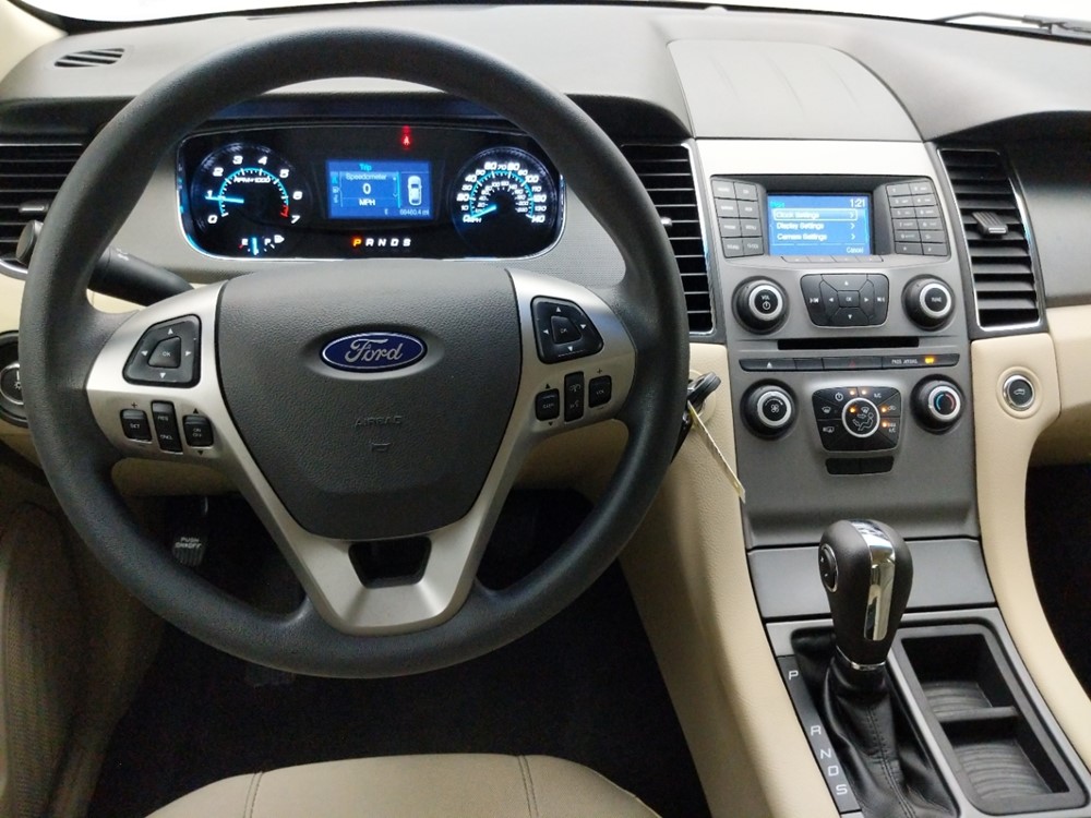 2017 Ford Taurus - Driver Dash