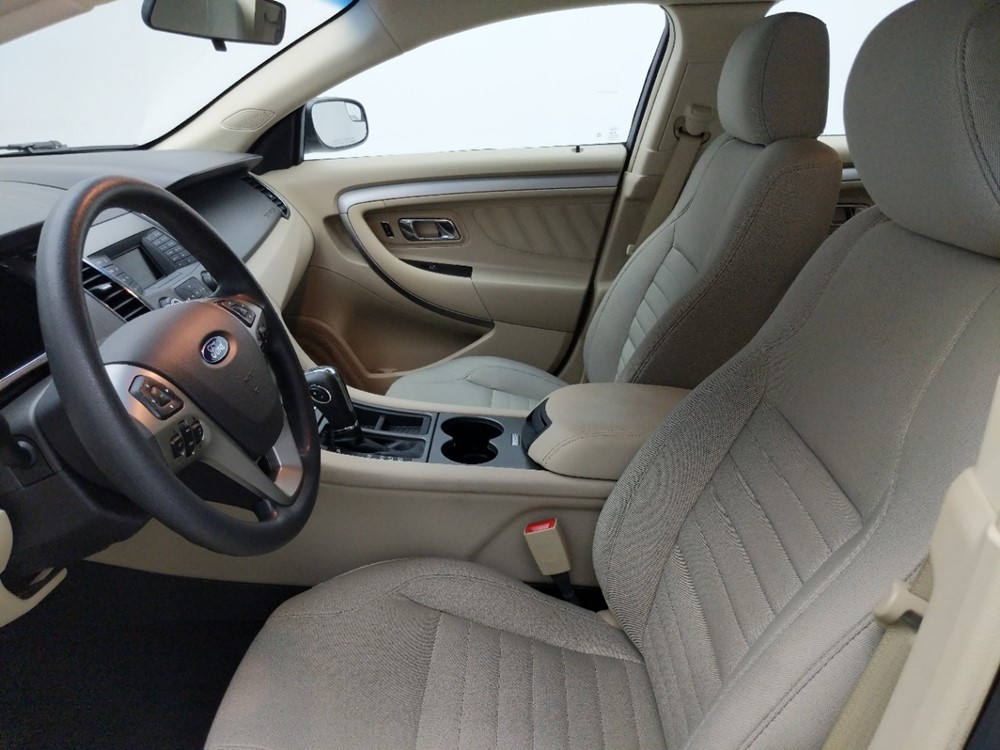 2017 Ford Taurus - Driver Front Seat