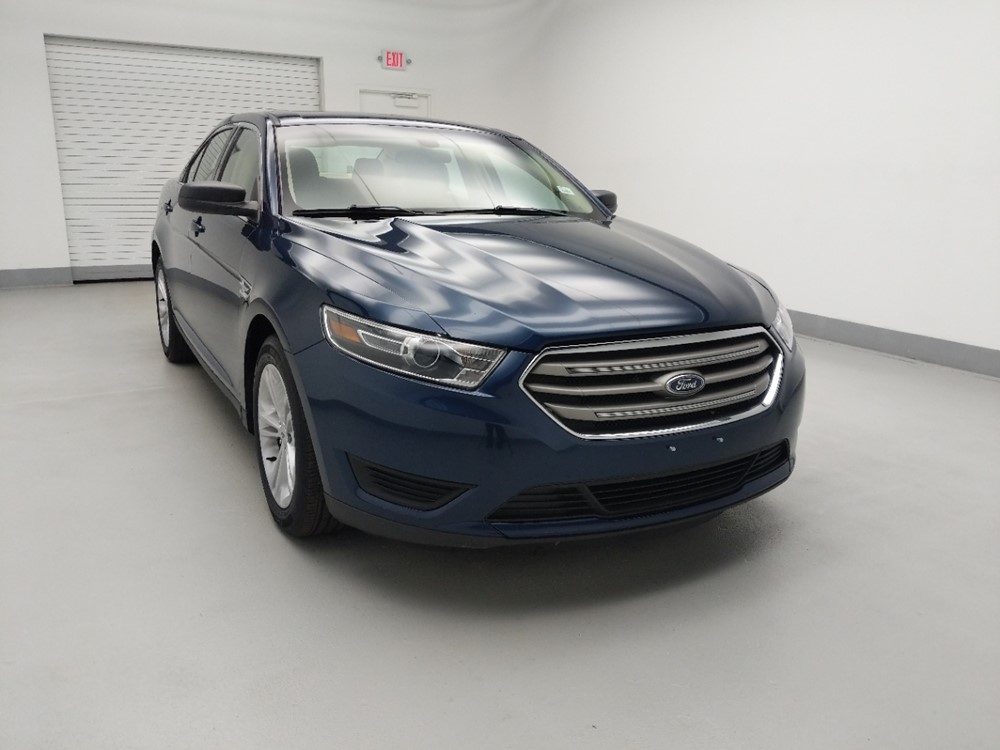 2017 Ford Taurus - Passenger Front Hood