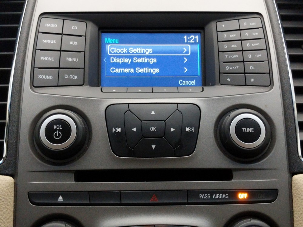 2017 Ford Taurus - Stereo Package