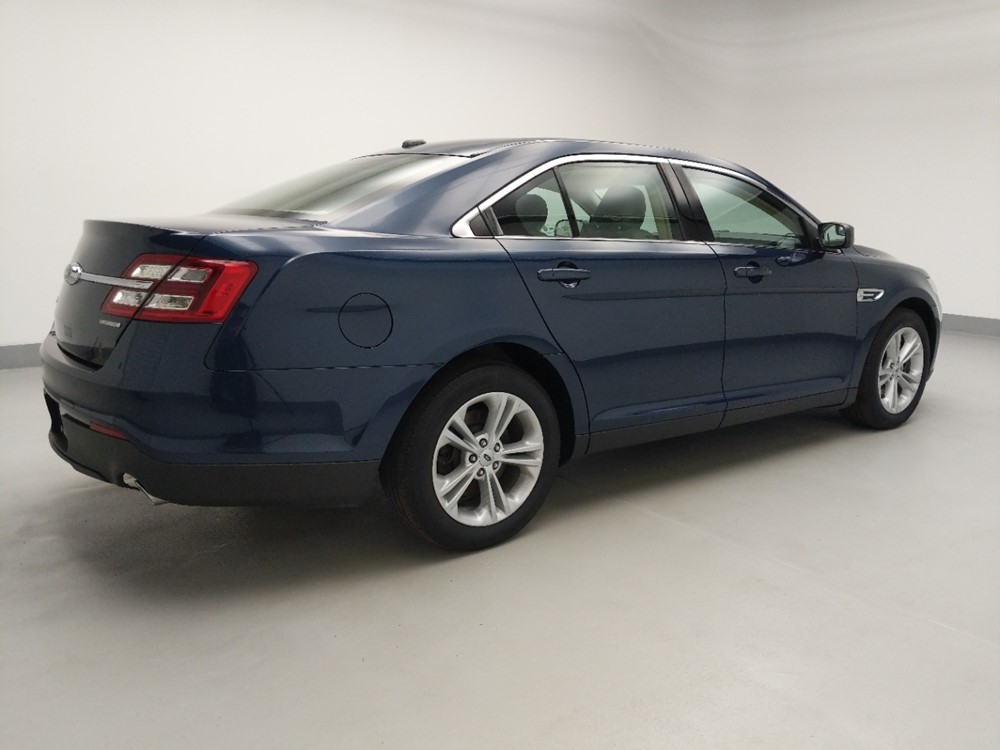 2017 Ford Taurus - Passenger Rear Side