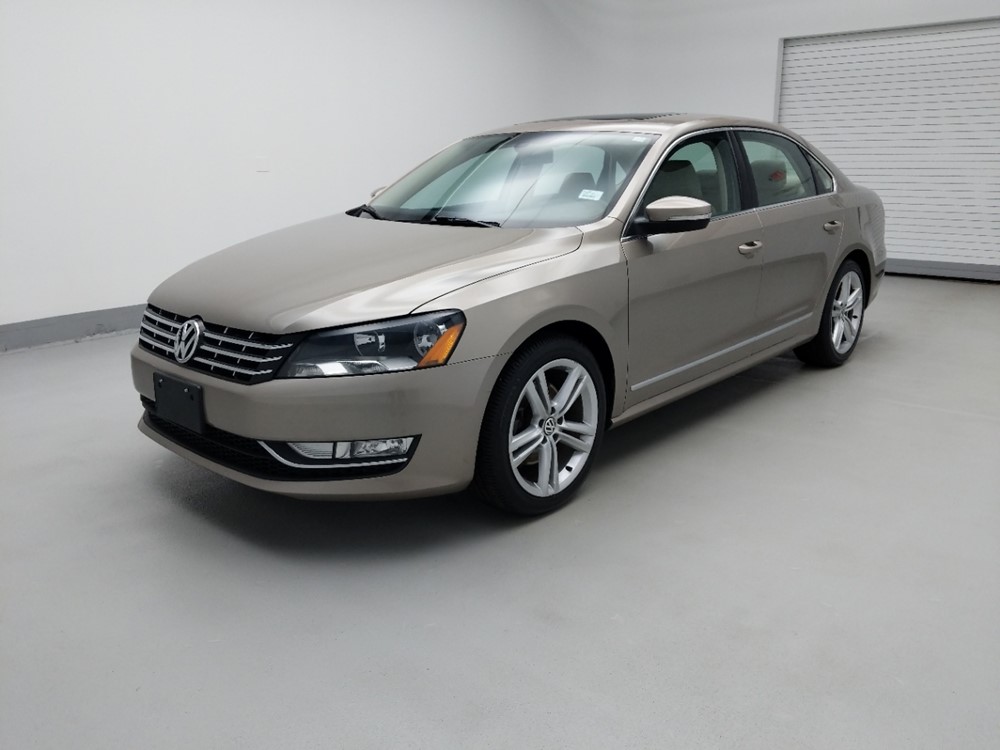 2015 Volkswagen Passat - Driver Front Bumper