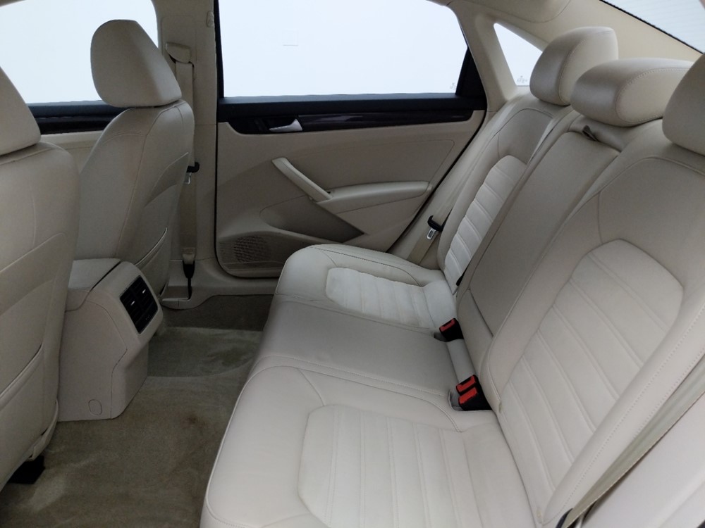 2015 Volkswagen Passat - Driver Rear Seat