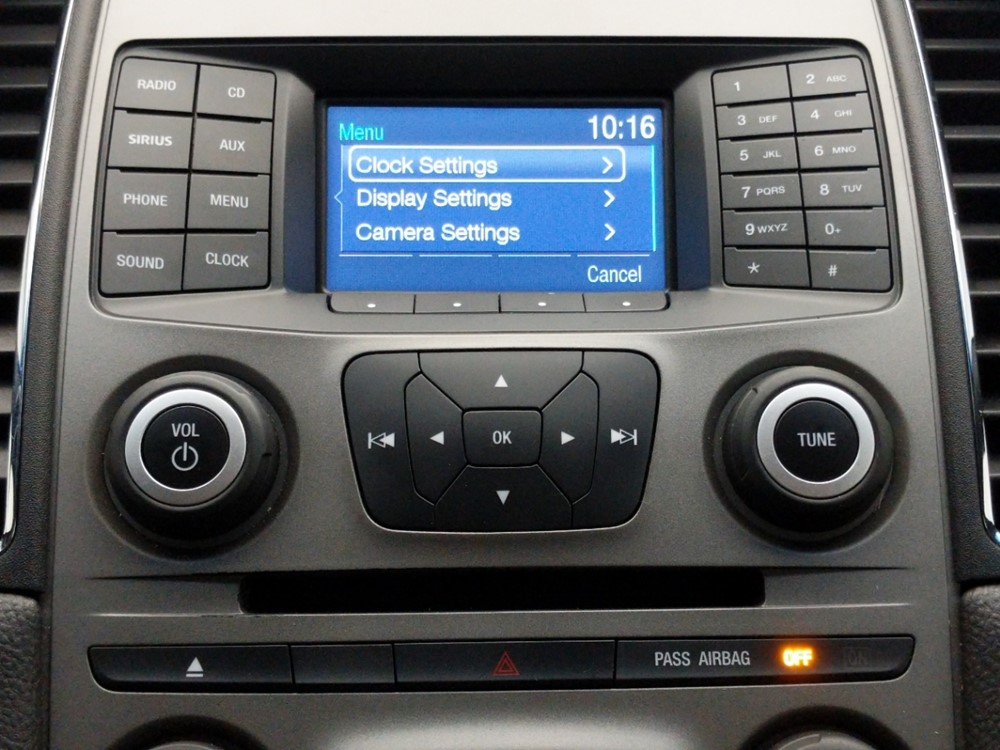 2015 Ford Taurus - Stereo Package
