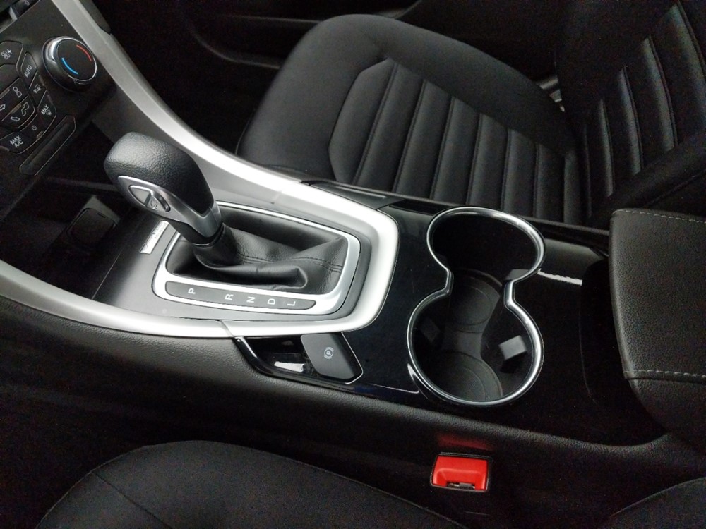 2014 Ford Fusion - Center Console/Cup Holders