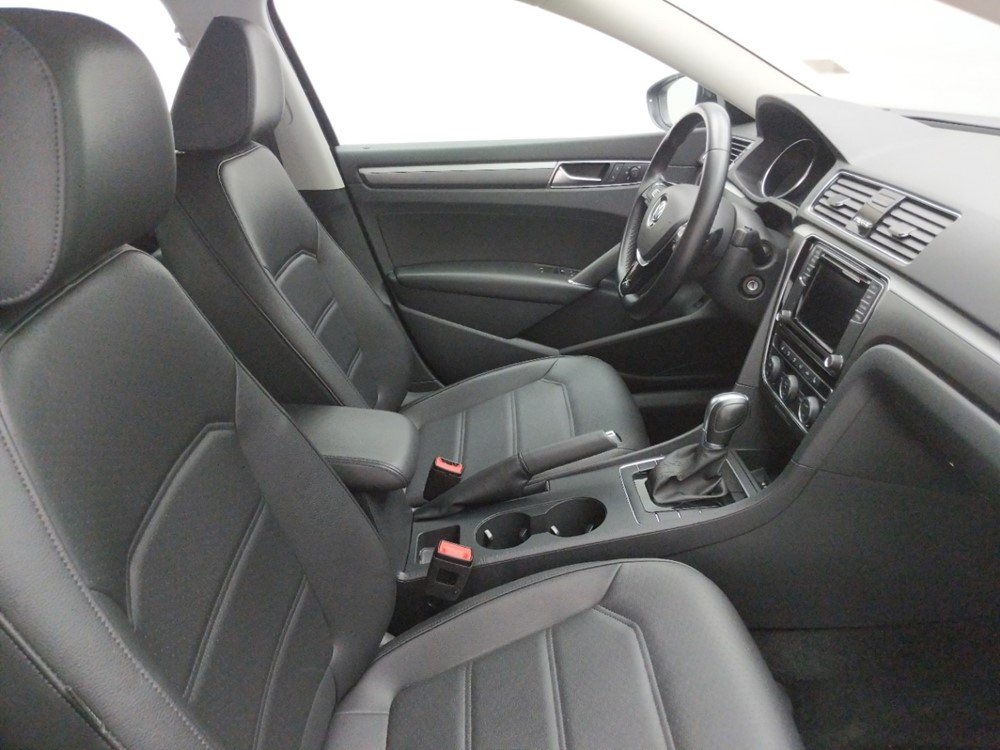 2018 Volkswagen Passat - Passenger Rear Seat