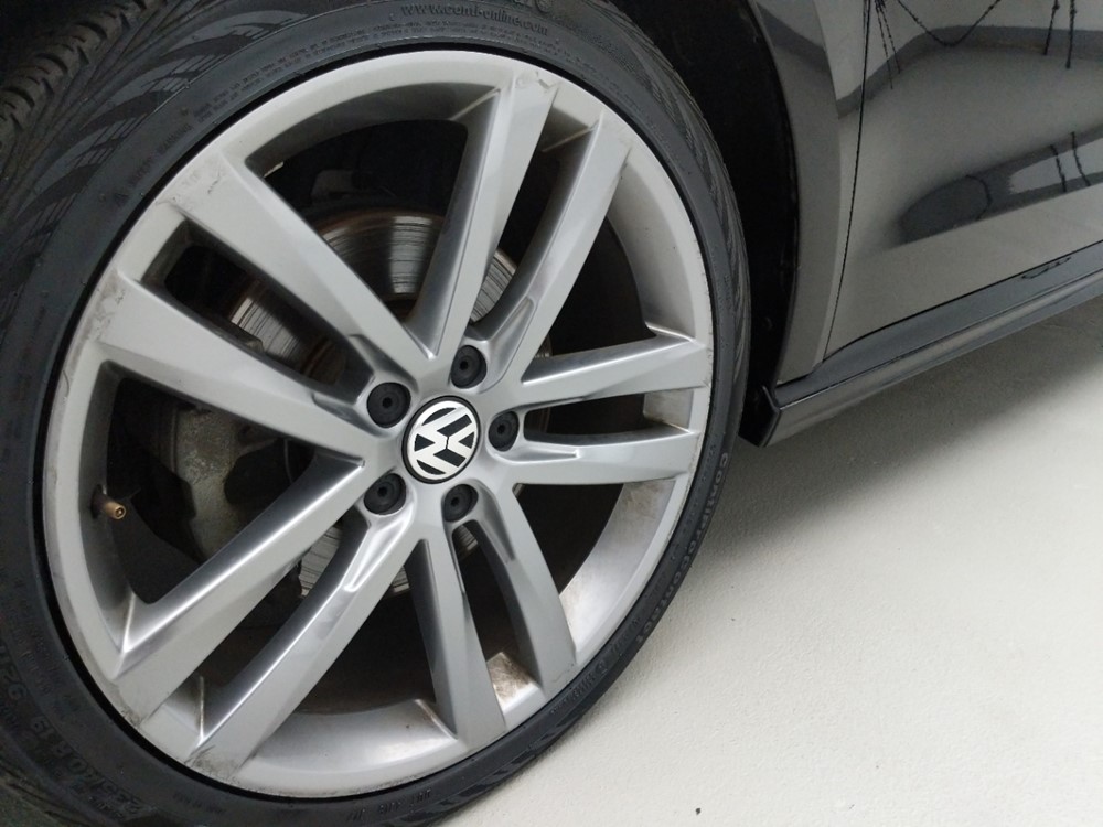2018 Volkswagen Passat - Wheel