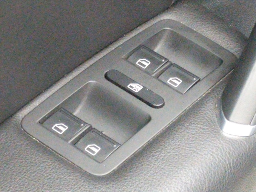 2018 Volkswagen Passat - Driver Power Windows/Lock Control