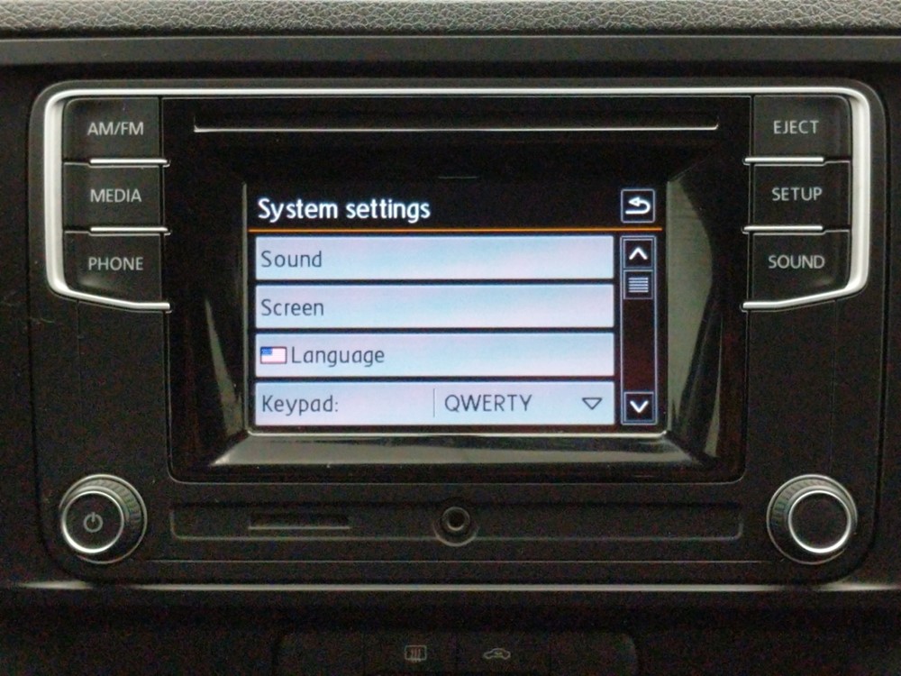 2016 Volkswagen Jetta - Stereo Package