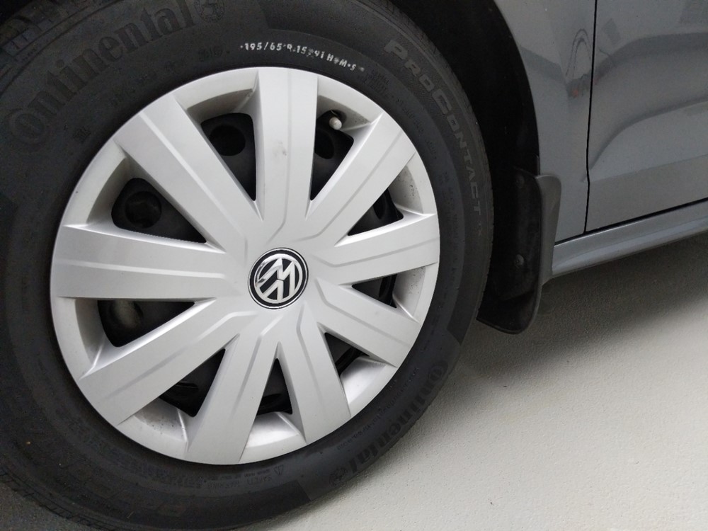2016 Volkswagen Jetta - Wheel