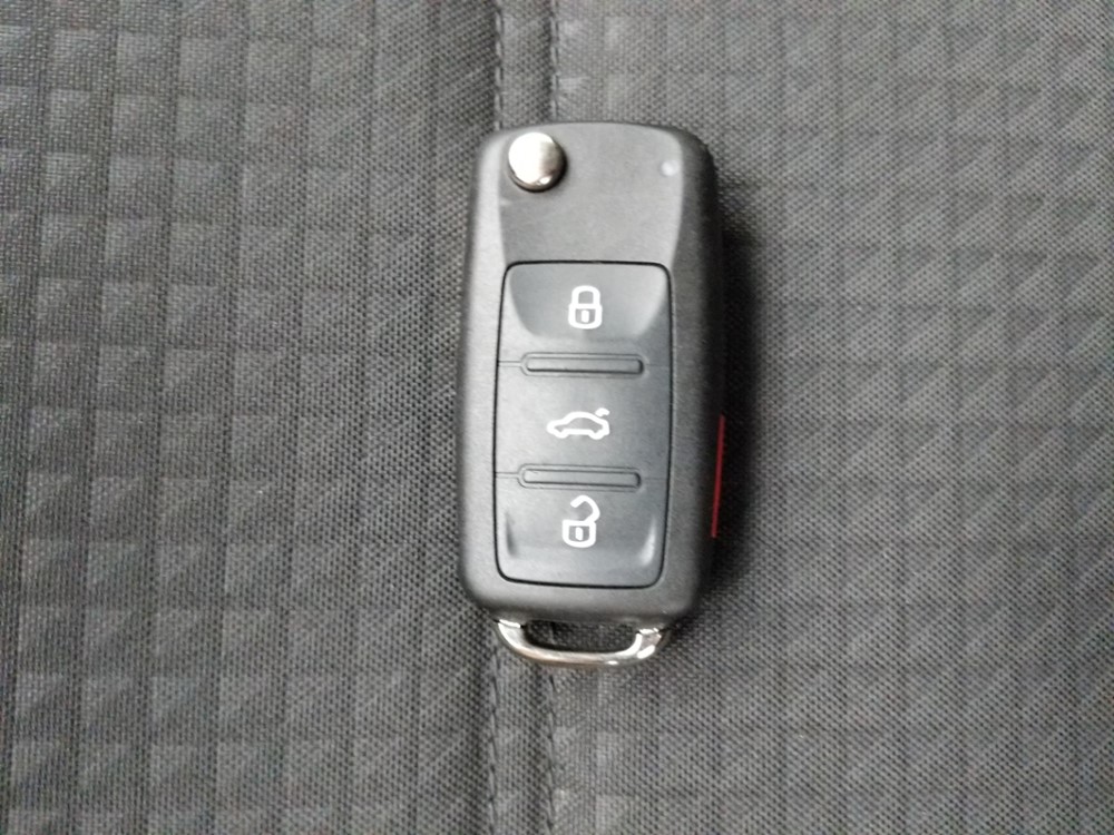 2016 Volkswagen Jetta - Keys