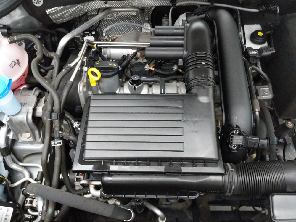2016 Volkswagen Jetta - Engine