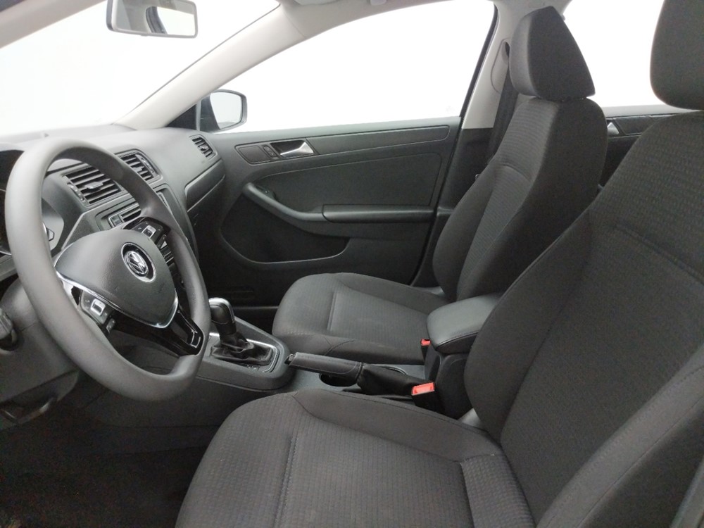 2016 Volkswagen Jetta - Driver Front Seat