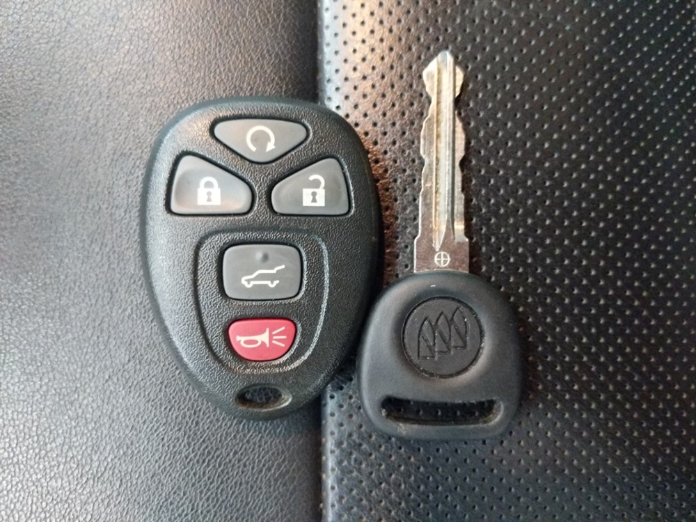2016 Buick Enclave - Keys