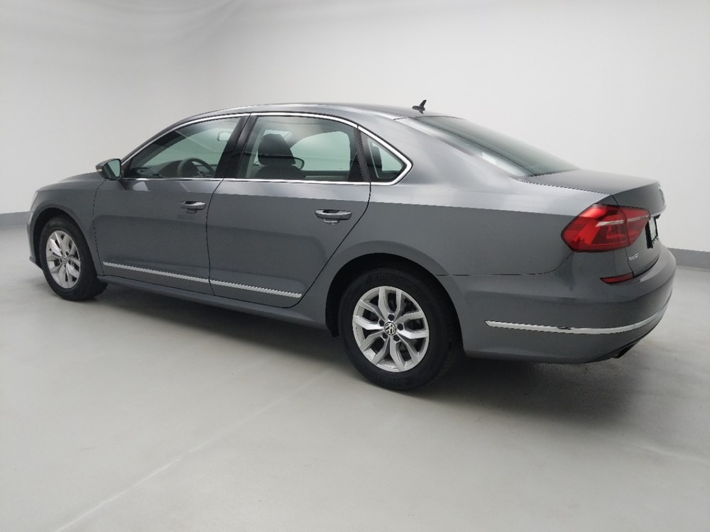2016 Volkswagen Passat - Driver Rear Side