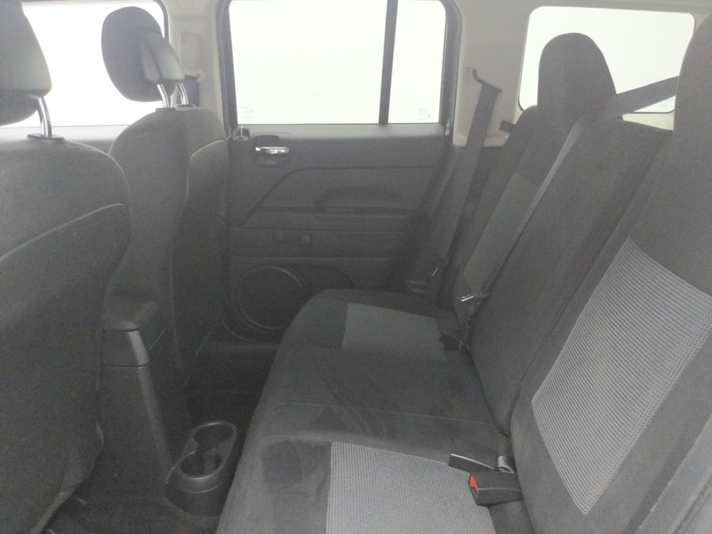 2015 Jeep Patriot - Driver Rear Seat