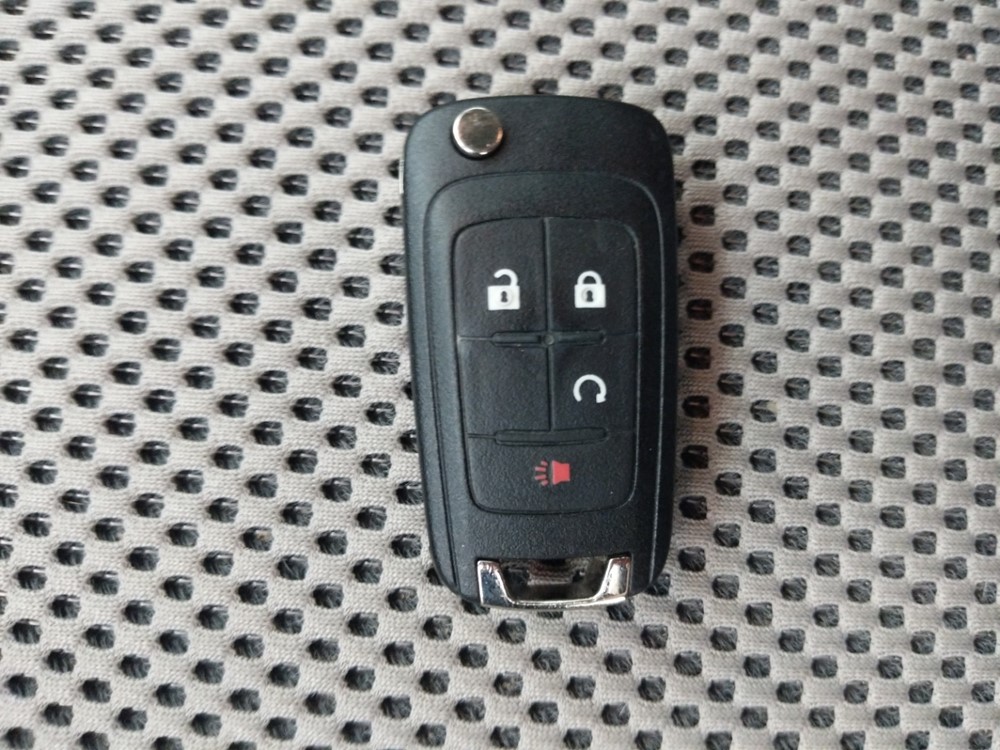 2016 Chevrolet Equinox - Keys
