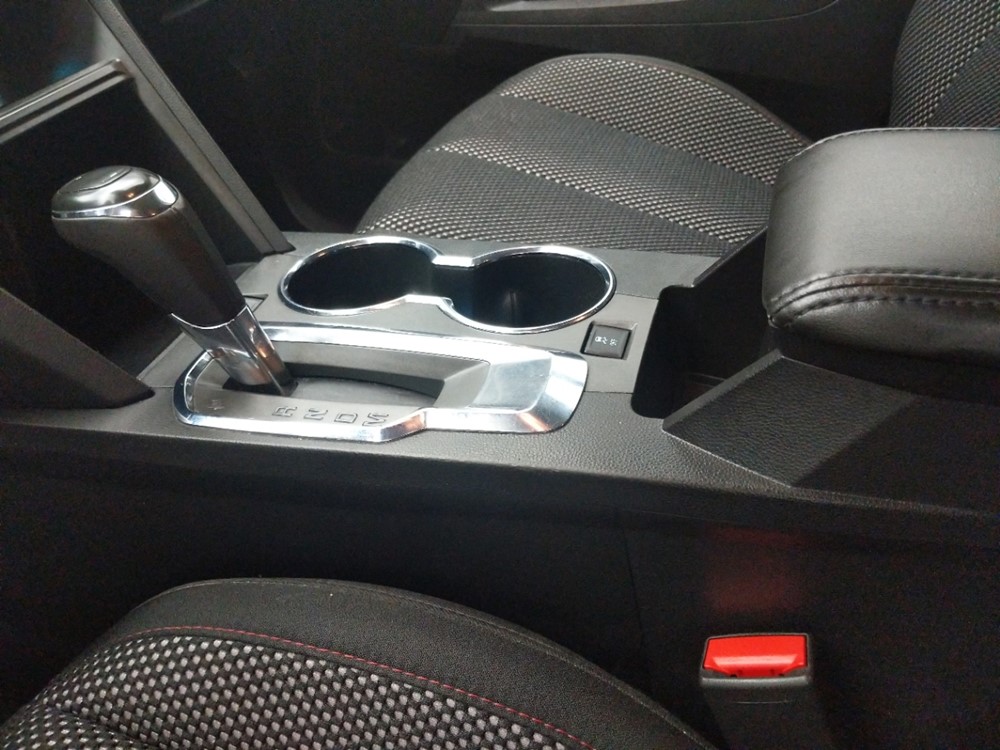 2017 Chevrolet Equinox - Center Console/Cup Holders