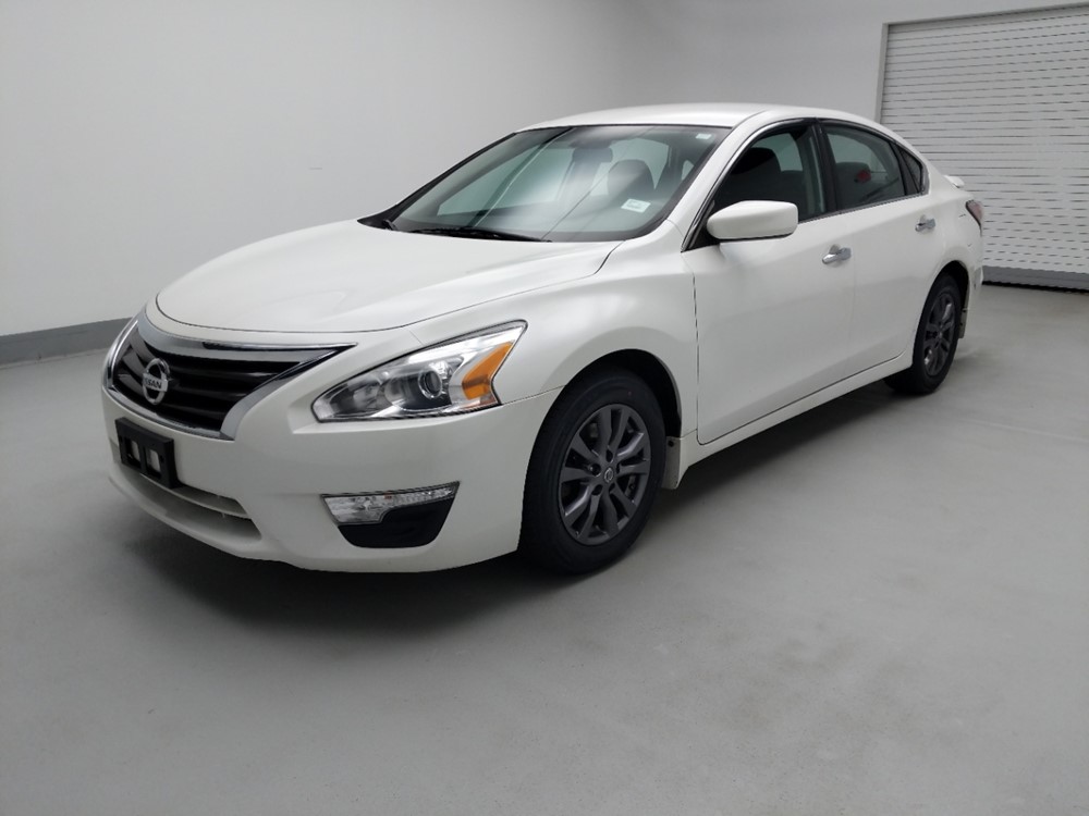 Used 2015 Nissan Altima Driver Front Bumper