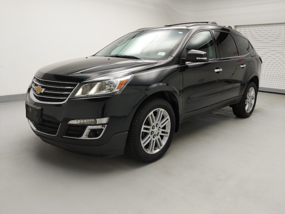 Used 2015 Chevrolet Traverse Driver Front Bumper