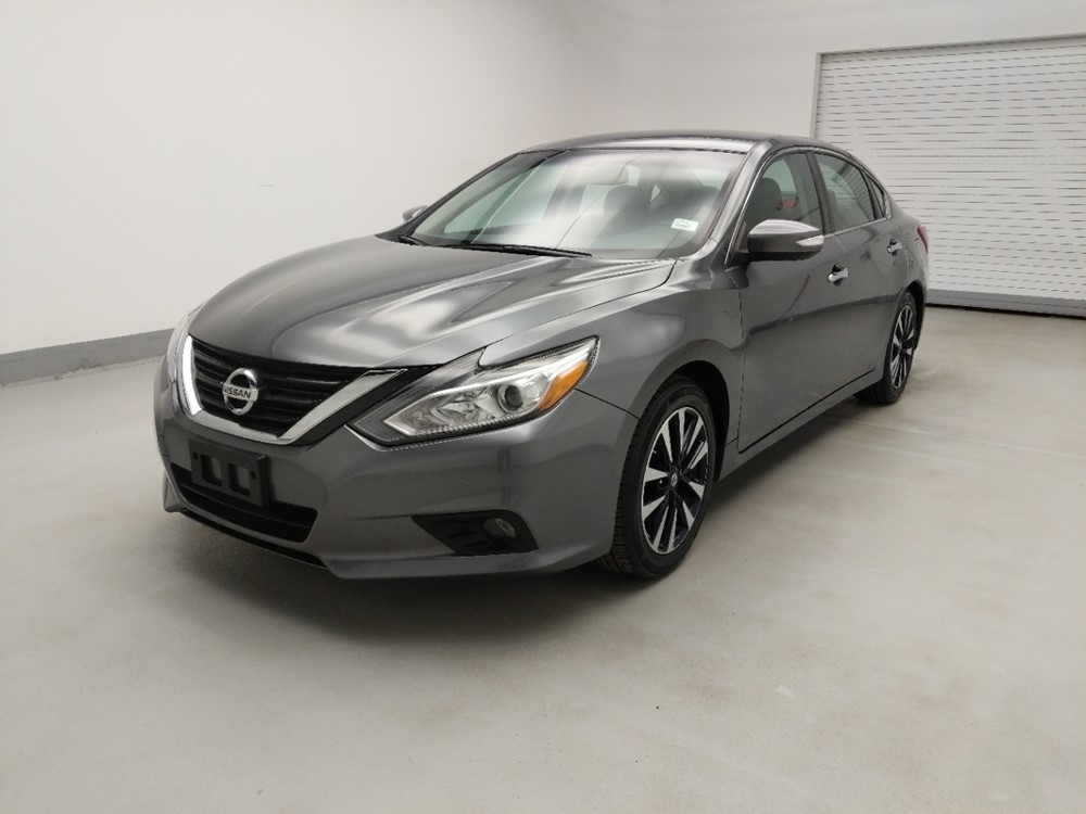 Used 2018 Nissan Altima Driver Front Bumper