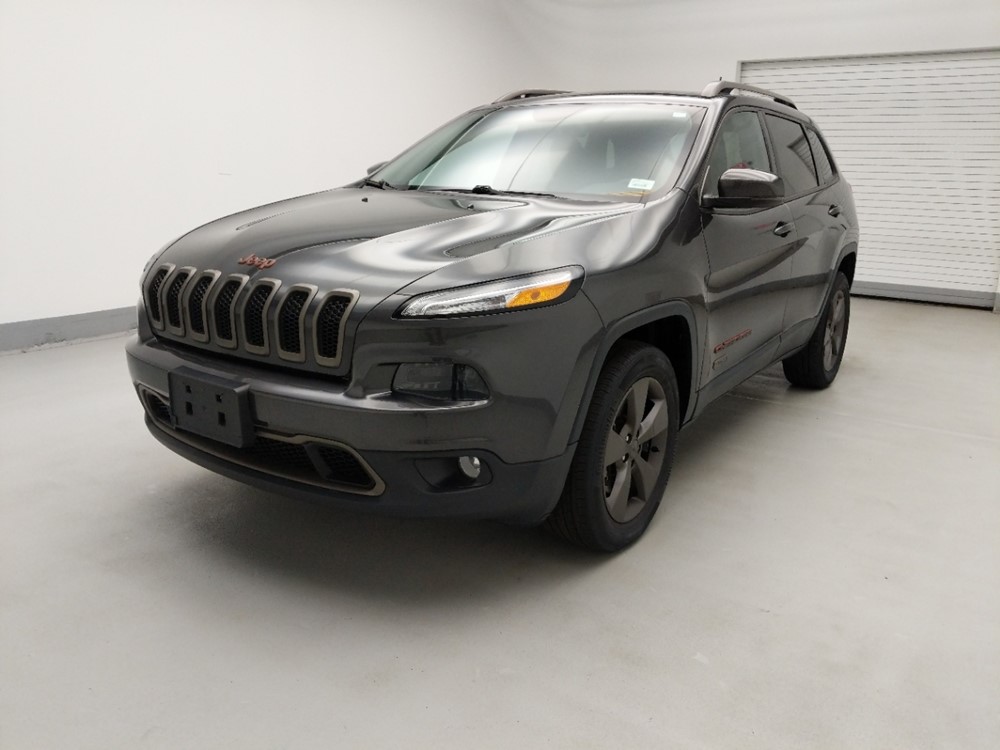 Used 2016 Jeep Cherokee Driver Front Bumper