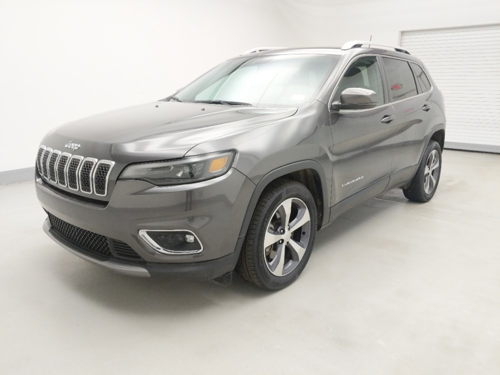 Used 2019 Jeep Cherokee Driver Front Bumper