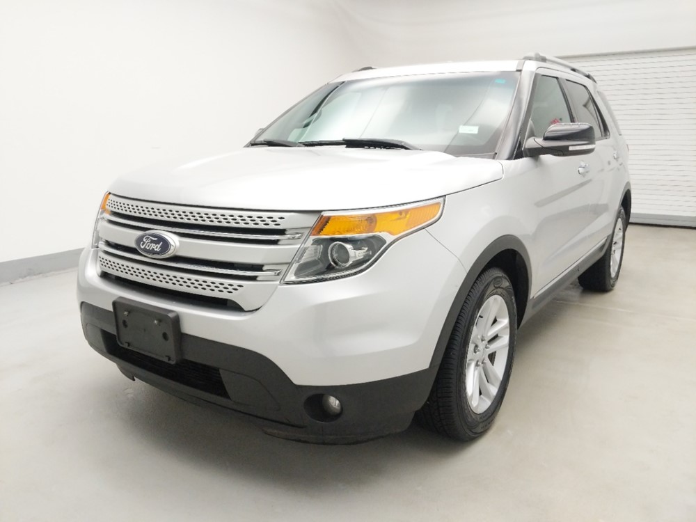 Used 2014 Ford Explorer Driver Front Bumper