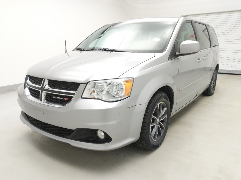 Used 2017 Dodge Grand Caravan Driver Front Bumper