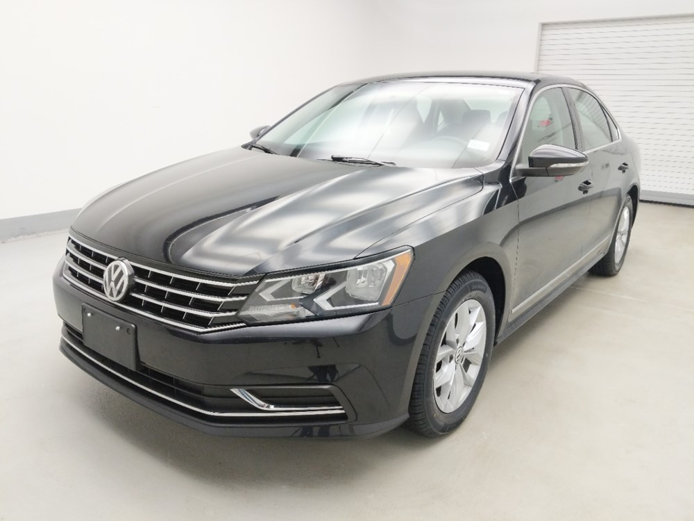 Used 2017 Volkswagen Passat Driver Front Bumper
