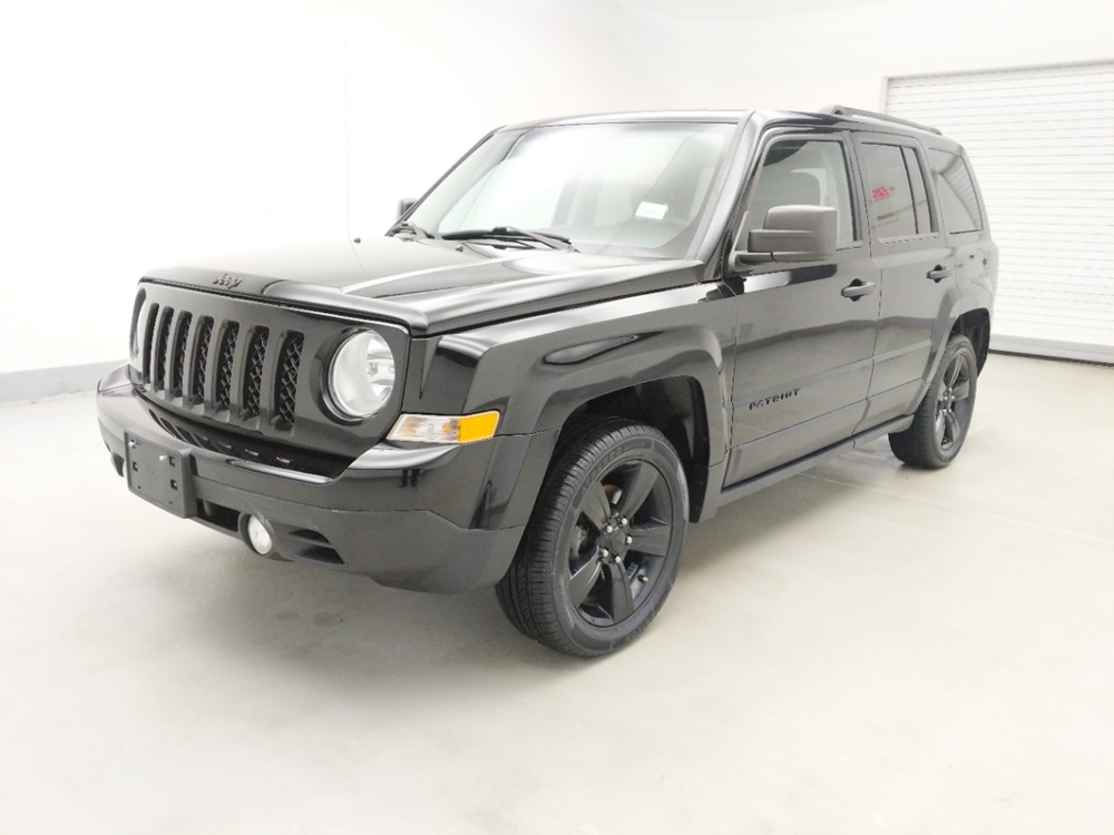Used 2015 Jeep Patriot Driver Front Bumper