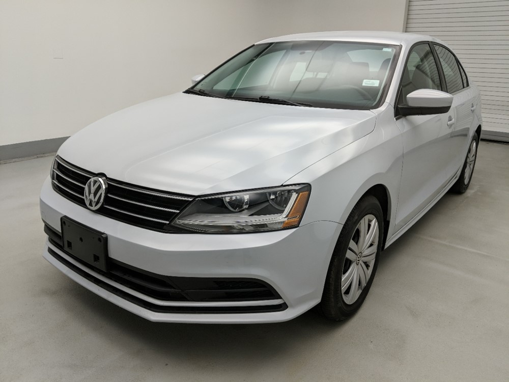 Used 2017 Volkswagen Jetta Driver Front Bumper