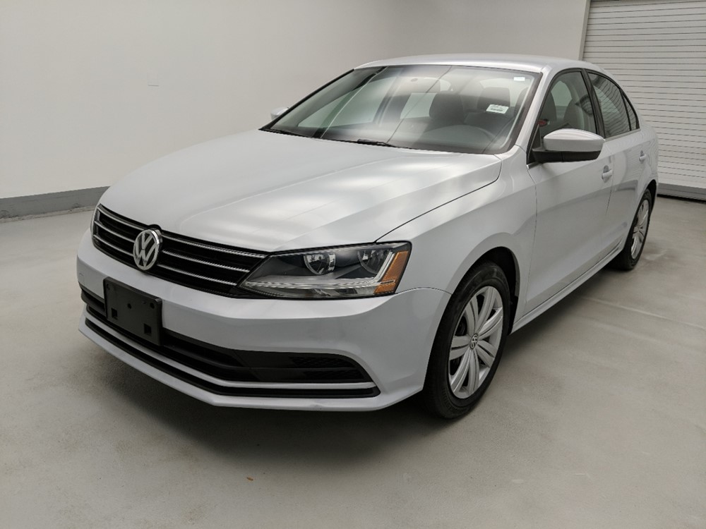 Used 2017 Volkswagen Jetta Driver Front Bumper