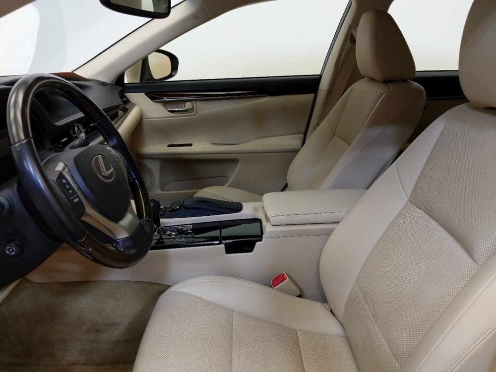 2015 Lexus ES 350 - Driver Front Seat