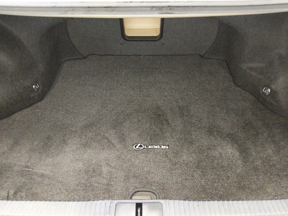 2015 Lexus ES 350 - Trunk