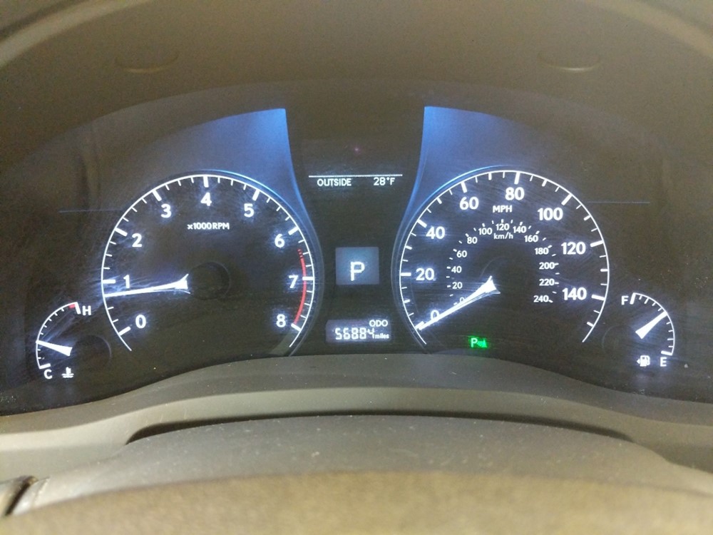 2015 Lexus RX 350 - Odometer Close Up