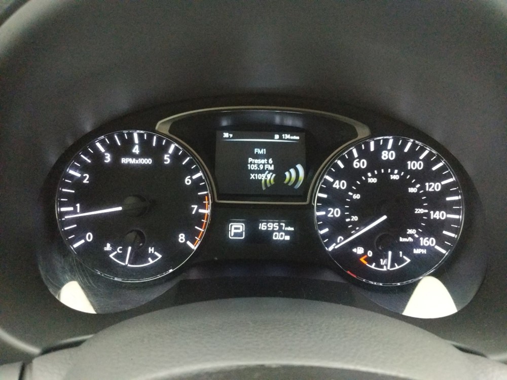 2015 Nissan Altima - Odometer Close Up