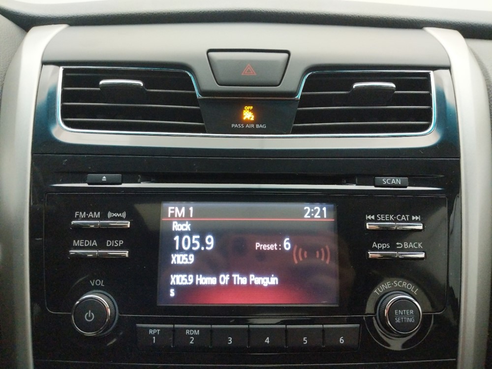 2015 Nissan Altima - Stereo Package