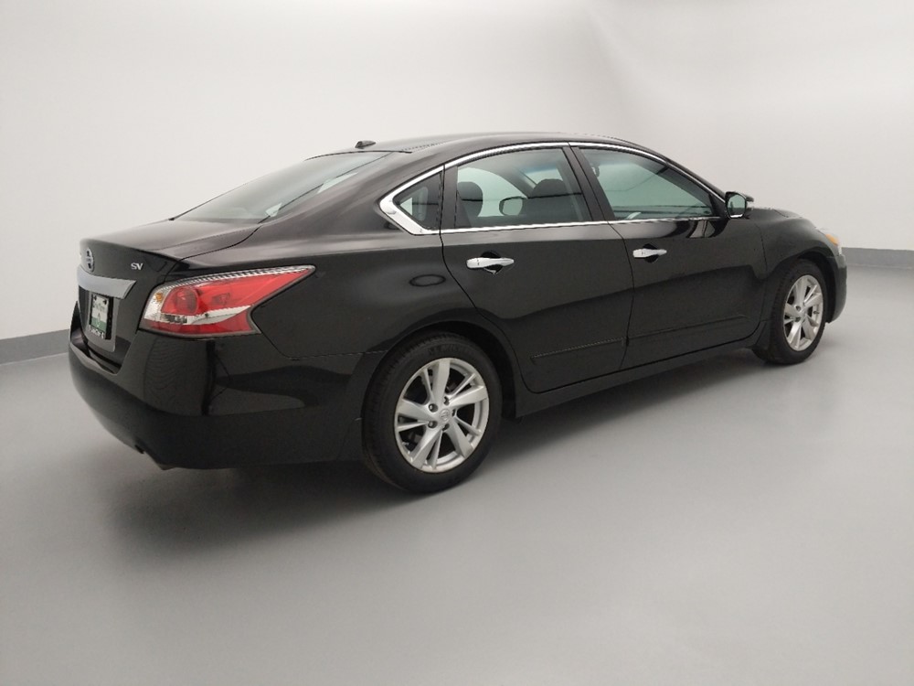 2015 Nissan Altima - Passenger Rear Side
