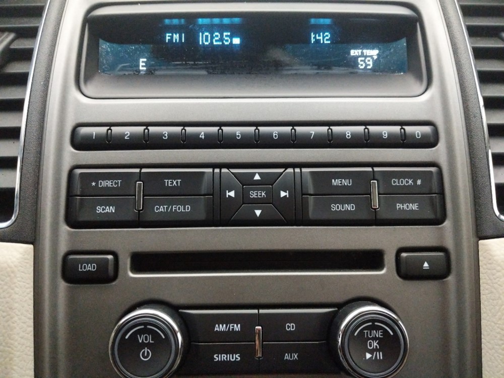 2012 Ford Taurus - Stereo Package