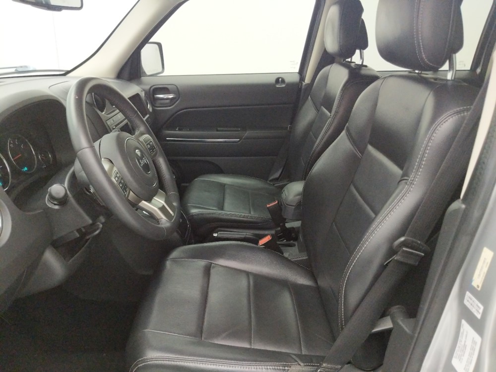 2013 Jeep Patriot - Driver Front Seat