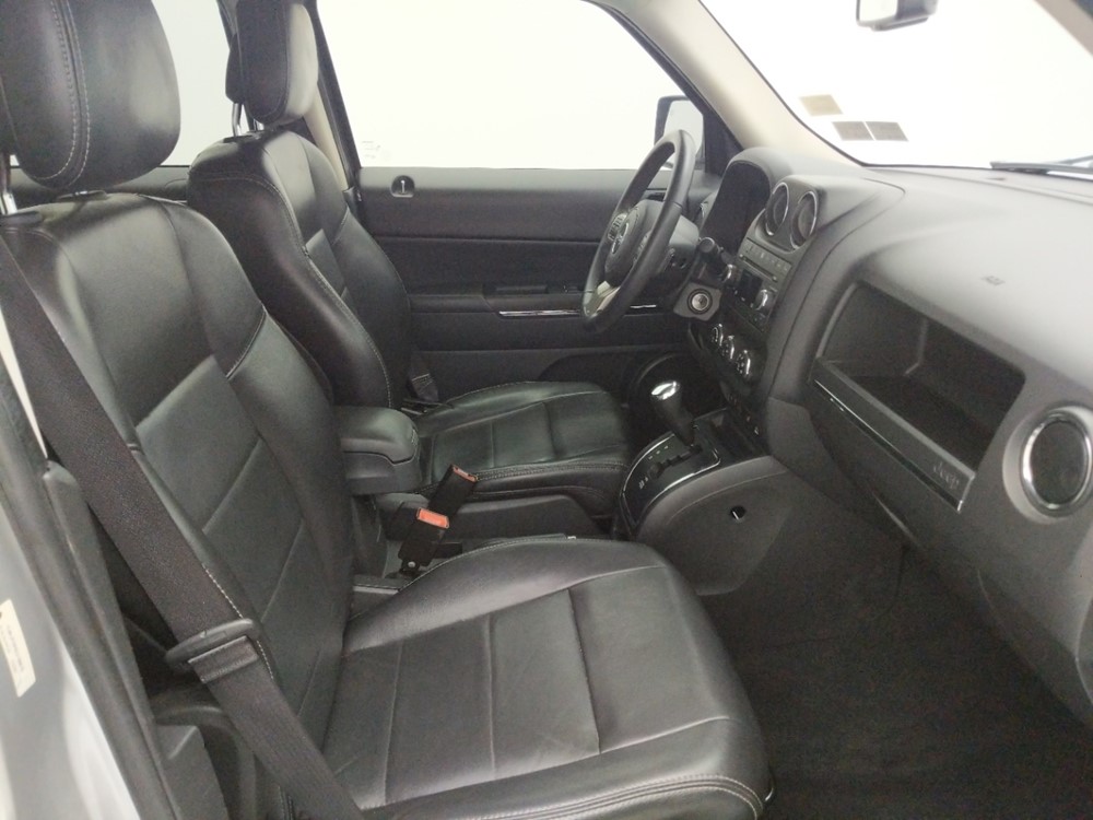 2013 Jeep Patriot - Passenger Front Seat